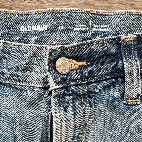 New Old Navy Low-Rise Boot-cut jeans Size 12 - Picture 3 of 4